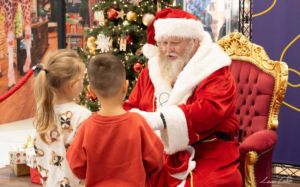 Exklusive Weihnachtsgeschichten vorgelesen vom Weihnachtsmann in Plauen